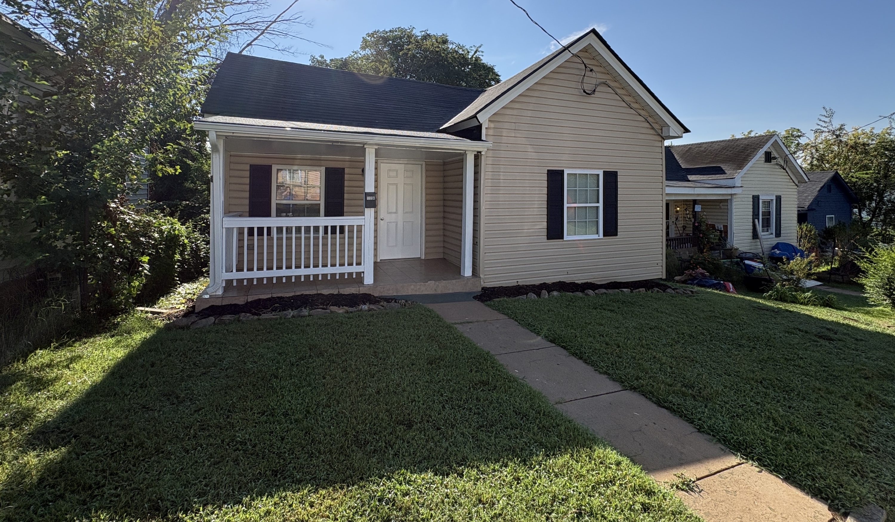 1114 Knight Street